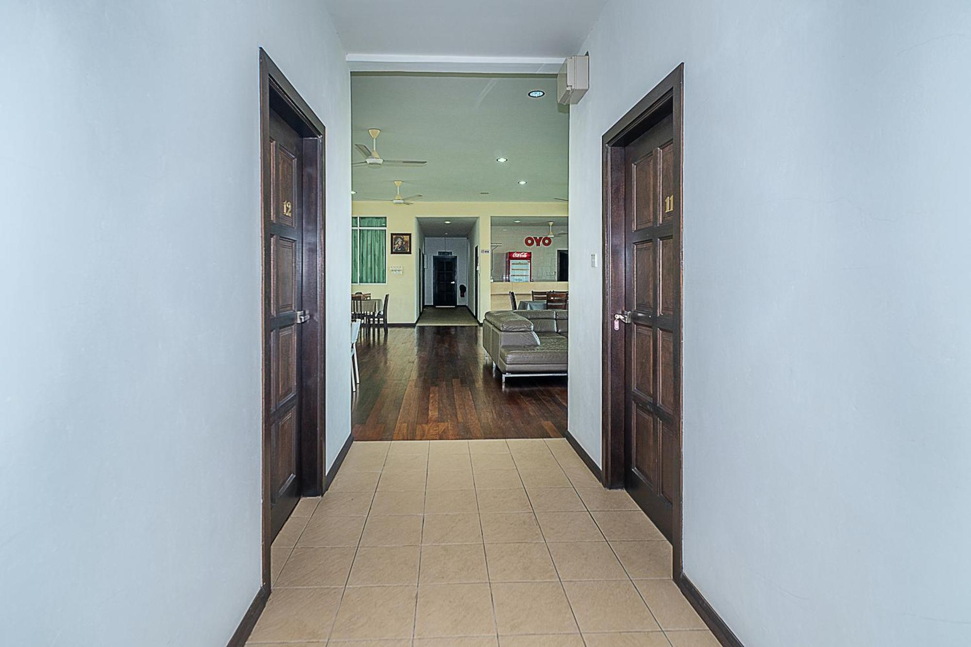 Eagle Wood Garden Hotel Membakut Ngoại thất bức ảnh