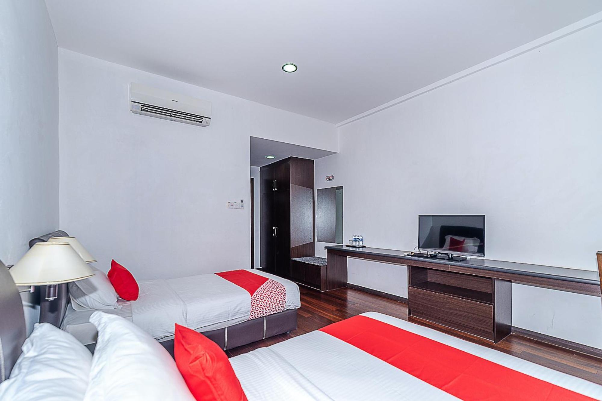 Eagle Wood Garden Hotel Membakut Ngoại thất bức ảnh